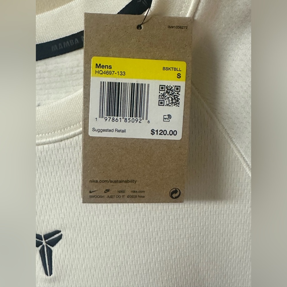 NWT Nike Kobe "Year of the Mamba" Therma-Fit Crewneck Sweatshirt in Sail/Black - Picture 6 of 8